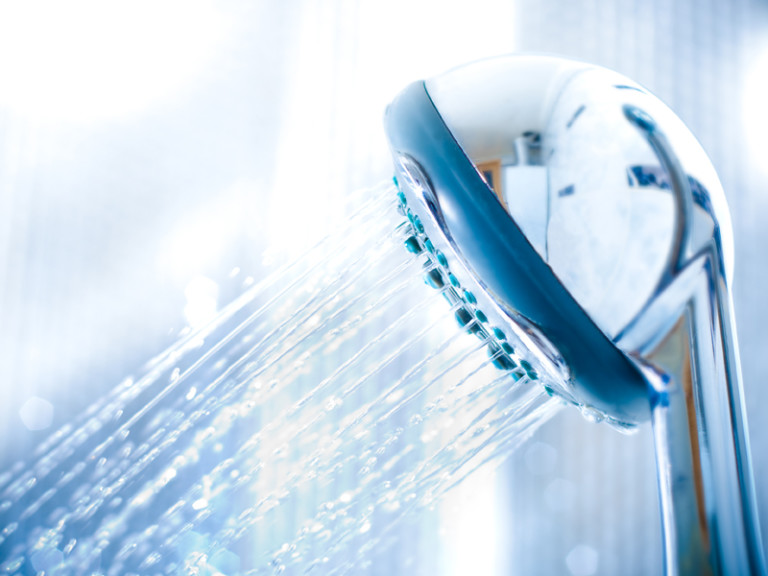 Manutenzione doccetta bagno | Come portarla a nuovo in pochi passaggi