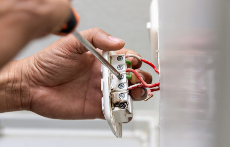 come montare una presa elettrica