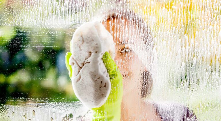 Come pulire i vetri | Consigli per il miglior risultato