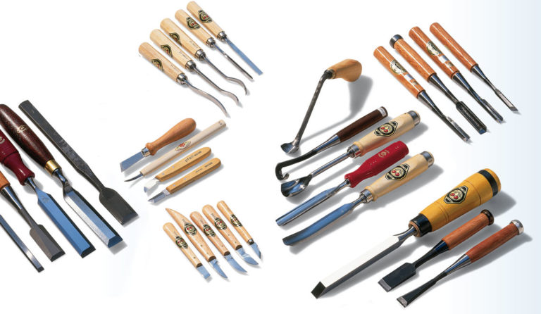 Scalpelli e sgorbie a mano | Gli utensili per scolpire il legno
