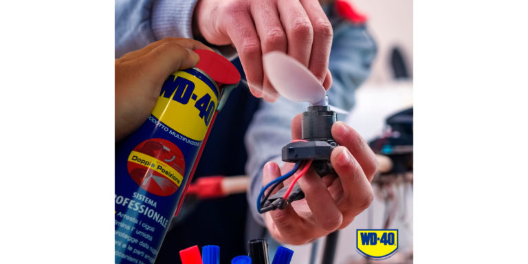 WD-40 per la cura e la manutenzione del drone