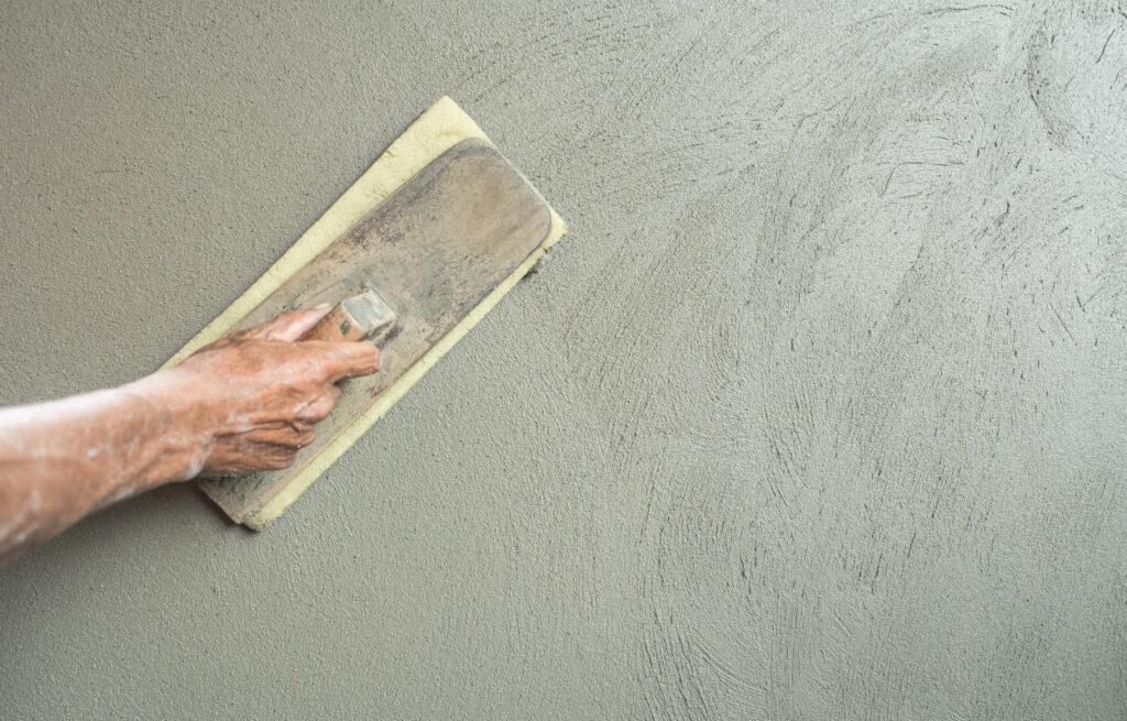 come intonacare un muro