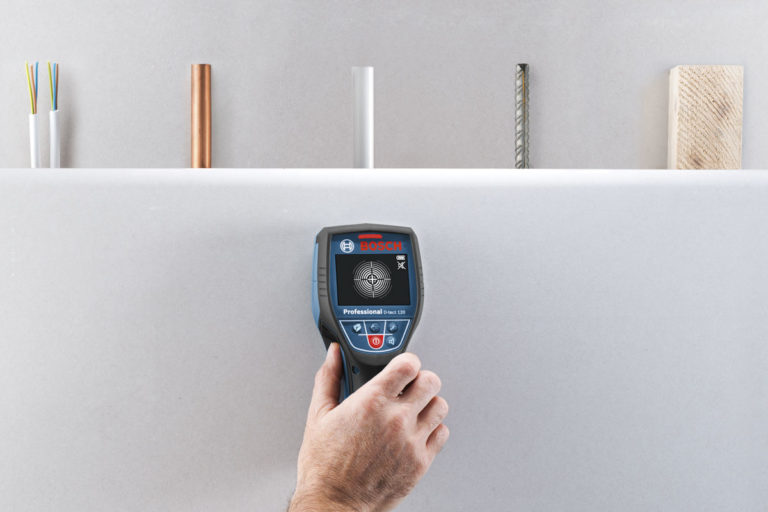 Forare in tutta sicurezza con i rilevatori di oggetti sottotraccia Bosch