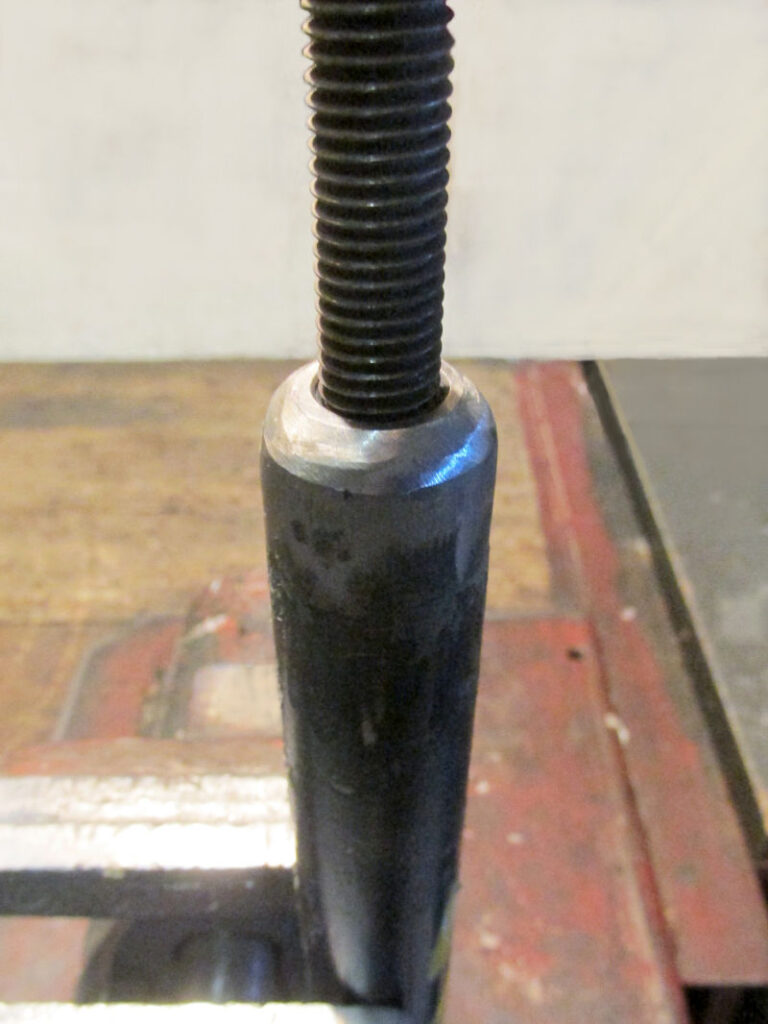 sgabello regolabile