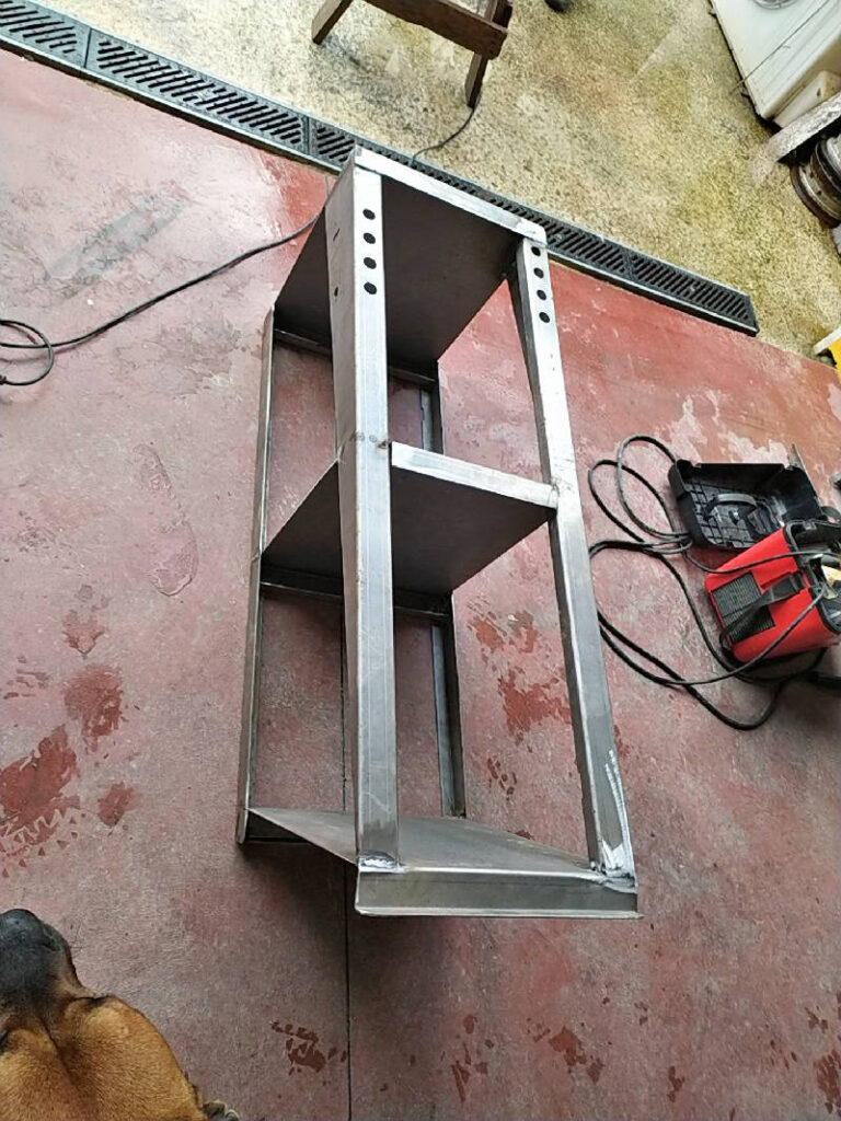 carrello per saldatrice