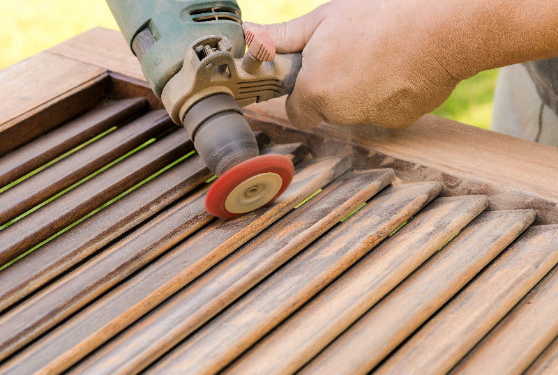 riparare persiane in legno