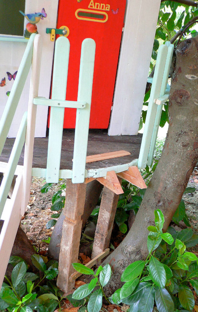 casetta con scivolo fai da te