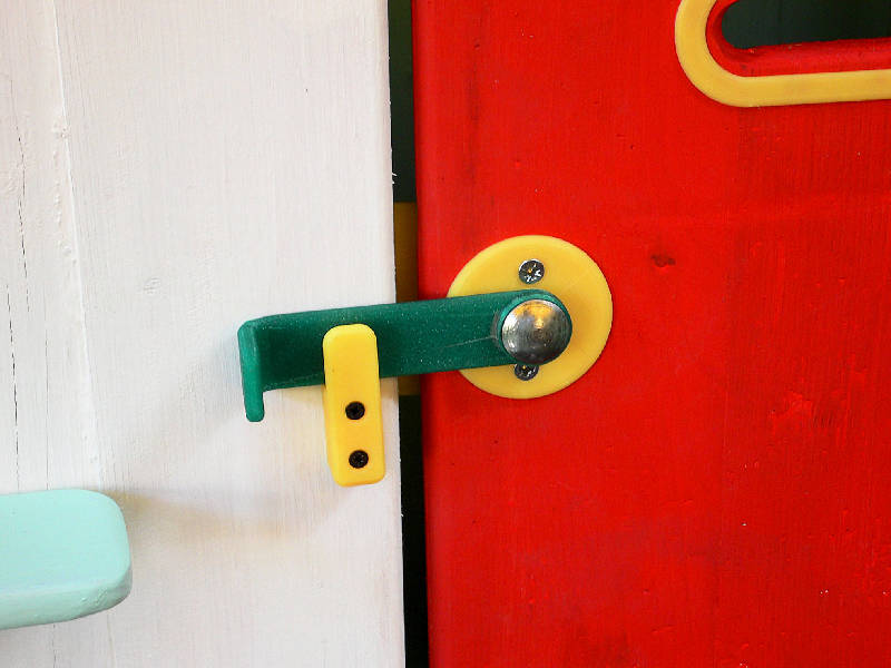 casetta con scivolo fai da te