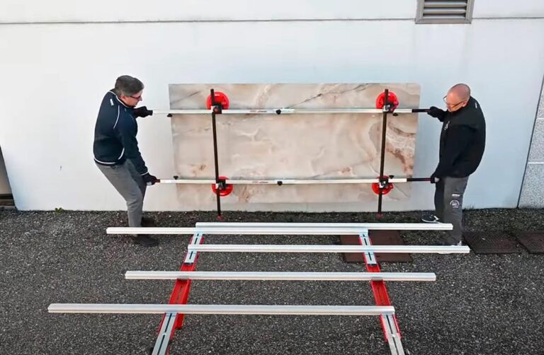 Nuovi accessori Montolit per la posa di rivestimenti