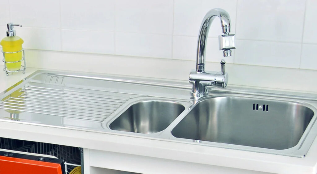 sostituire miscelatore cucina